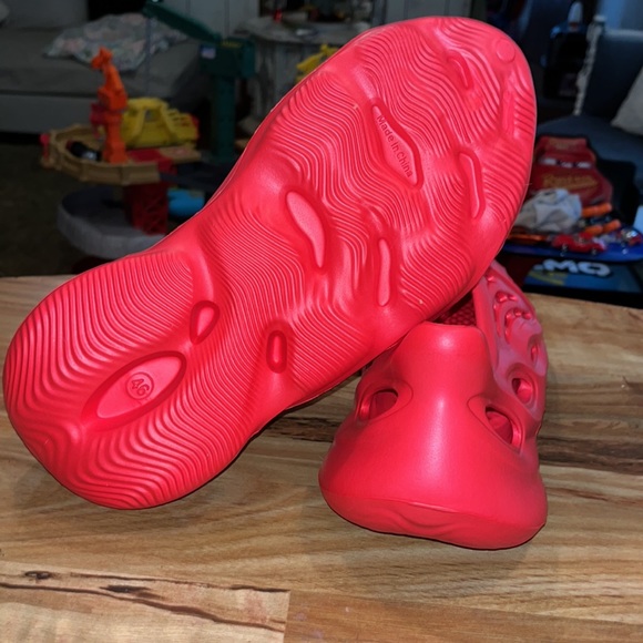 EVA Foam Slippers Slip-On Clog Foam Runner RNNR New size 13 Red Vermilion - Picture 15 of 17